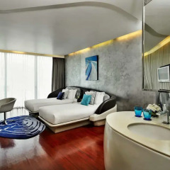 Отель Baraquda Pattaya - MGallery by Sofitel 4* Номер Делюкс с разными типами кроватей фото 4