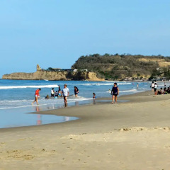 Отель Hostal Yaku Montañita пляж