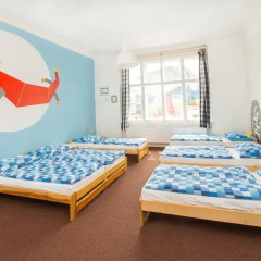 Hostel Downtown Стандартный семейный номер с двуспальной кроватью фото 9