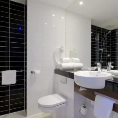 Отель Holiday Inn Express Amsterdam - Sloterdijk Station 3* Стандартный номер с различными типами кроватей фото 10