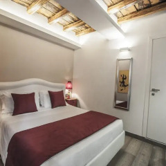 Отель Town House Spagna 3* Улучшенный номер с различными типами кроватей фото 19