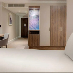 Отель Hilton Edinburgh Carlton 4* Стандартный номер с разными типами кроватей