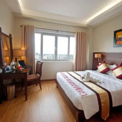 Gold Hotel Hue 3* Номер Делюкс с двуспальной кроватью фото 4