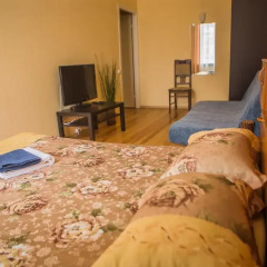 Altera Hostel Стандартный семейный номер с двуспальной кроватью (общая ванная комната) фото 2