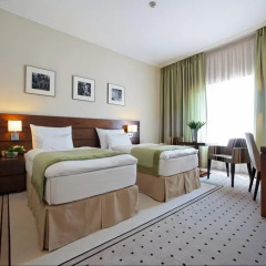 Capital Plaza Hotel 4* Стандартный номер с различными типами кроватей фото 3