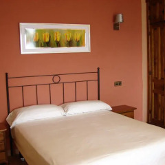 Отель Apartamentos Sierra de Segura Испания, Сегура-де-ла-Сьерра - отзывы, цены и фото номеров - забронировать отель Apartamentos Sierra de Segura онлайн комната для гостей фото 2
