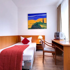 Отель ArtHotel City 3* Стандартный номер с различными типами кроватей фото 5