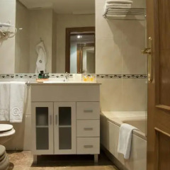Отель Quo Eraso Aparthotel 3* Апартаменты разные типы кроватей фото 17