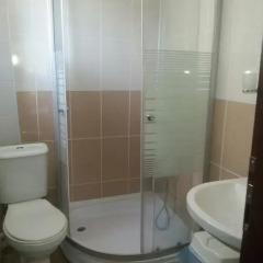 Van Backpackers Hostel ванная