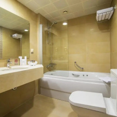 Отель Best Western Citadel Люкс с разными типами кроватей
