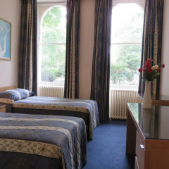 The Euro Hotel 3* Стандартный номер с 2 отдельными кроватями фото 4