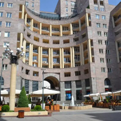 Отель North ave.- La Piazza фото 2
