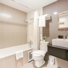 The Sathon Vimanda Hotel 3* Улучшенный номер с различными типами кроватей фото 4