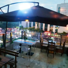 Ganzhou Qixi International Youth Hostel бассейн