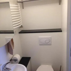 Отель B&B Houseboat between Amsterdam Windmills Нидерланды, Амстердам - отзывы, цены и фото номеров - забронировать отель B&B Houseboat between Amsterdam Windmills онлайн ванная фото 2