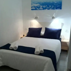 Отель Enzo B&B Montjuic 2* Номер Эконом с различными типами кроватей фото 3