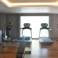Отель Maya Sanur Resort & Spa фитнесс-зал фото 4