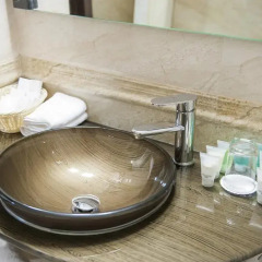 Гостиница Севан Плаза 4* Студия разные типы кроватей фото 5
