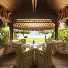 Отель The St Regis Bora Bora Resort питание фото 2