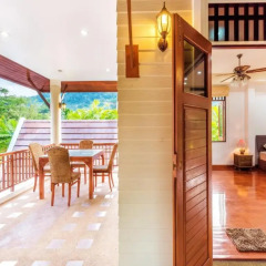 Отель Phuket Private Havana Villa балкон
