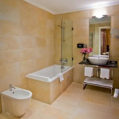 Отель Lusso Infantas 4* Стандартный номер разные типы кроватей фото 10