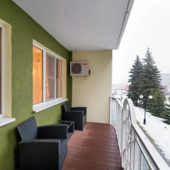 Гостиница Для Вас 4* Семейный люкс с двуспальной кроватью фото 22