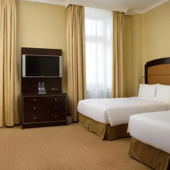 Гостиница Hilton Москва Ленинградская 5* Номер Делюкс с 2 отдельными кроватями фото 5