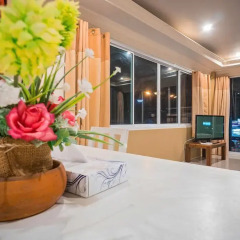 Отель Phuket Airport Suites & Lounge Bar - Club 96 Люкс Премиум с различными типами кроватей фото 3