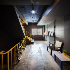 Fulfill Phuket Hostel интерьер отеля