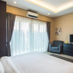 Отель The Ville Jomtien Pool Villa 4* Вилла Делюкс с различными типами кроватей фото 3