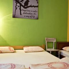 Downtown Hostel Novi Sad Стандартный номер фото 8