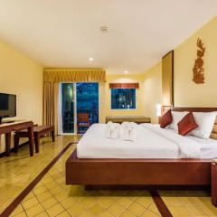 Отель Duangjitt Resort, Phuket 5* Номер Делюкс фото 18