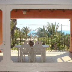 Отель La Villa Rosa al Mare Поццалло