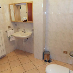 Отель Casa Vacanze Touring Италия, Вербания - отзывы, цены и фото номеров - забронировать отель Casa Vacanze Touring онлайн ванная