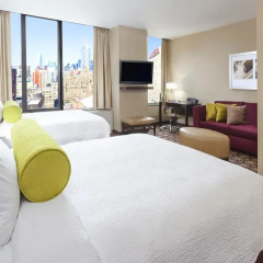 Отель Fairfield Inn & Suites by Marriott New York Midtown Manhattan/Penn Station 3* Люкс с различными типами кроватей фото 4