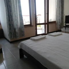 Lazur Hotel 2* Номер Делюкс фото 4