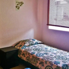 Отель Hostal Abundantia Кровать в общем номере фото 3