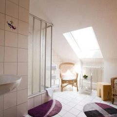 Hotel Am Heideloffplatz 3* Стандартный номер с различными типами кроватей (общая ванная комната)