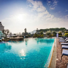 Отель Radisson Blu Majestic Hotel Galzignano Италия, Региональный парк Colli Euganei - отзывы, цены и фото номеров - забронировать отель Radisson Blu Majestic Hotel Galzignano онлайн бассейн фото 2