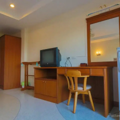 Thip Residence Boutique Hotel 3* Улучшенный номер с различными типами кроватей фото 10