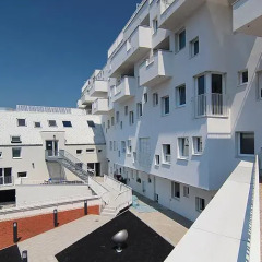 Отель Puzzlehotel - Donaustadt-Uno City Австрия, Вена - отзывы, цены и фото номеров - забронировать отель Puzzlehotel - Donaustadt-Uno City онлайн балкон