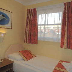 Dolphin Hotel 3* Номер категории Эконом