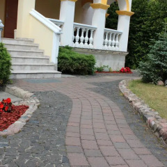Отель Modern Castle