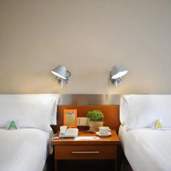 Tres Torres Atiram Hotel 3* Стандартный семейный номер с двуспальной кроватью фото 6