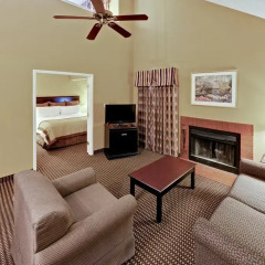 Отель Hawthorn Suites Columbus North 3* Люкс фото 3