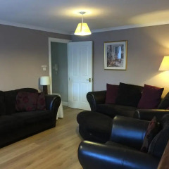 Апартаменты Canon Court Apartments Эдинбург комната для гостей фото 5
