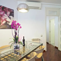 Отель Barcelonaforrent The Gaudi Suites Барселона комната для гостей фото 5