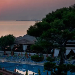 Отель Tropikal Resort Дуррес пляж