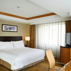 Renaissance Shanghai Yangtze Hotel комната для гостей