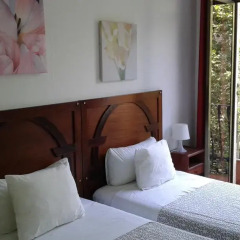 Отель Hostal Absolut Stay Барселона балкон
